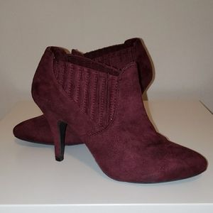 A.N.A maroon bootie